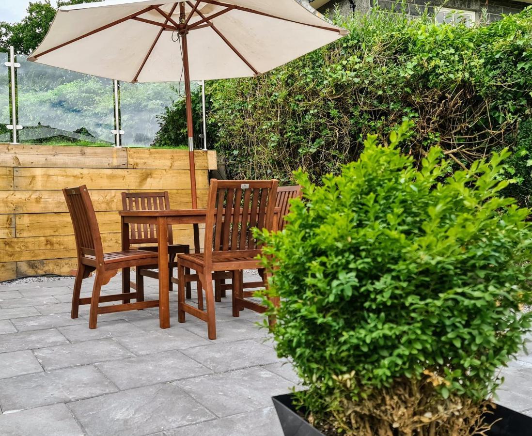Ty Morgan'S Apartments Rhayader Ngoại thất bức ảnh