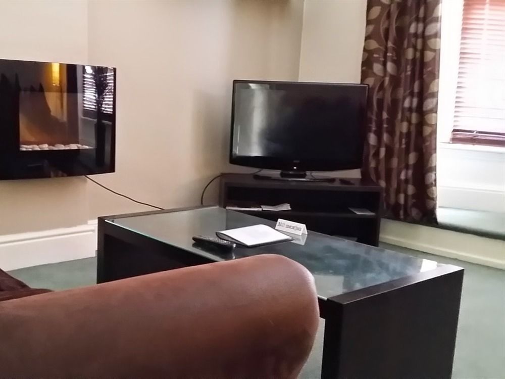 Ty Morgan'S Apartments Rhayader Ngoại thất bức ảnh